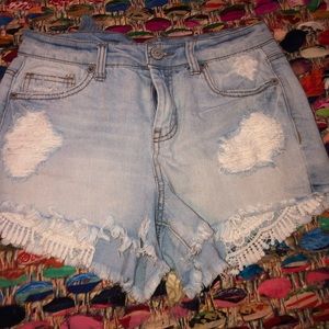 Mudd High Wasted/ Lace detailed shorts!